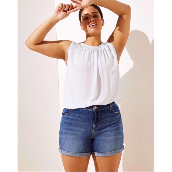 LOFT Pants - LOFT Denim Roll Shorts in Dark Indigo Wash NWT